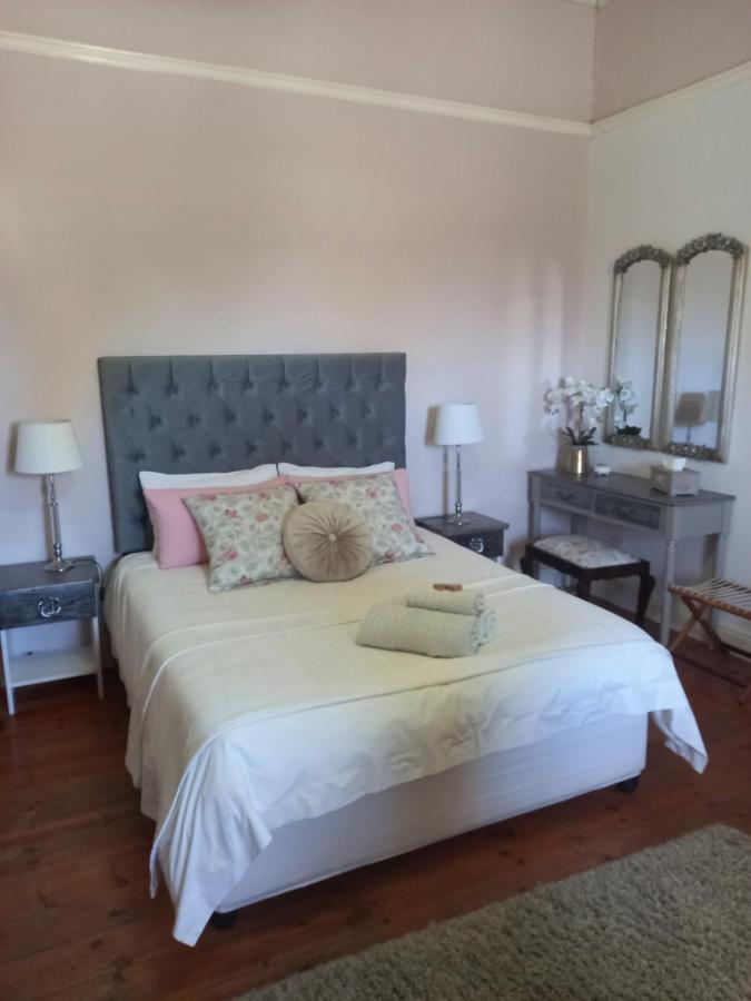 Carmel Villa B&B Or Self-Catering Calvinia Экстерьер фото