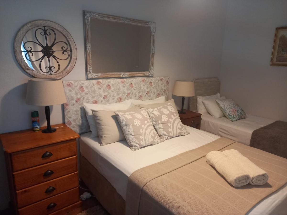 Carmel Villa B&B Or Self-Catering Calvinia Экстерьер фото