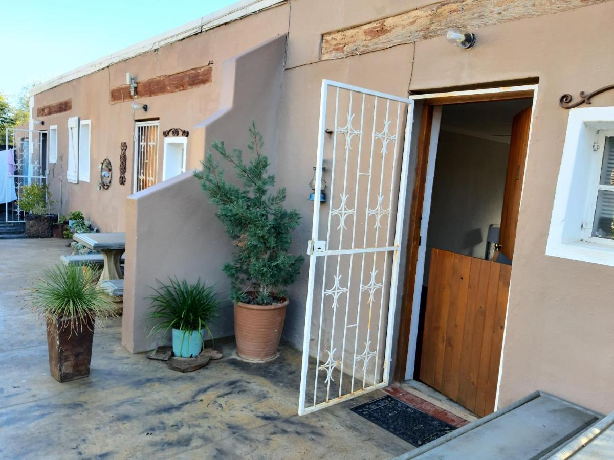 Carmel Villa B&B Or Self-Catering Calvinia Экстерьер фото